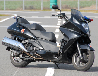 �z���_�V���o�[�E�B���O400